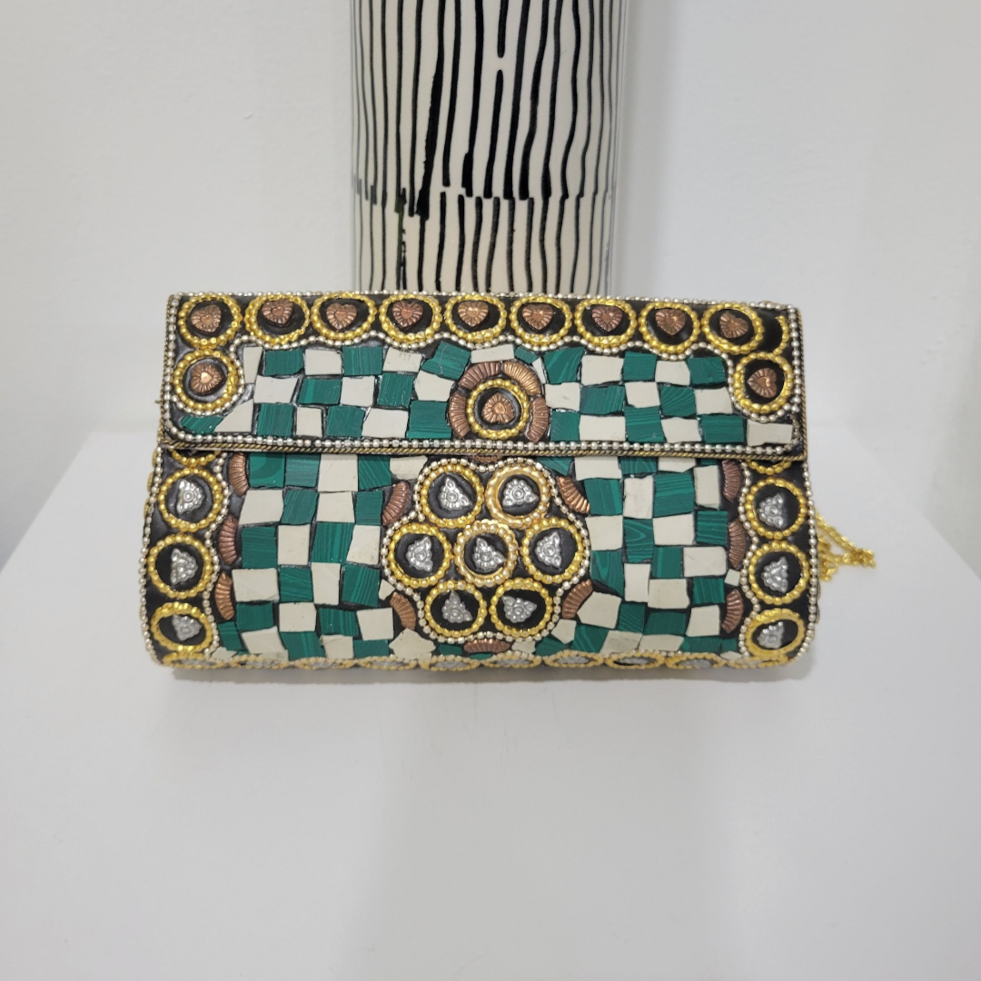 Beaded Perfection: Mosaic Artistry Revealed