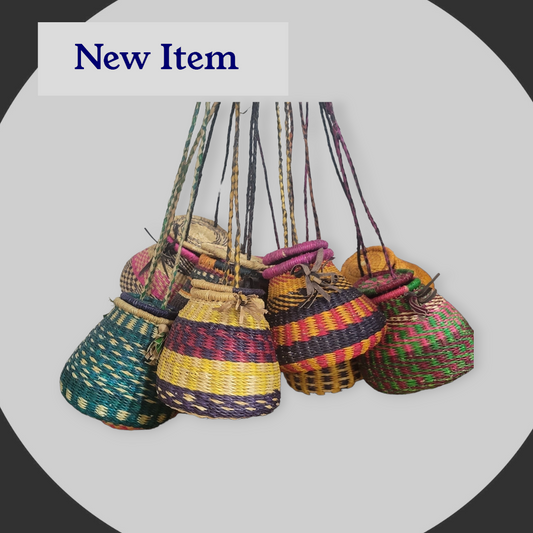 Coastal Vibes: Small Basket Straw Handbag