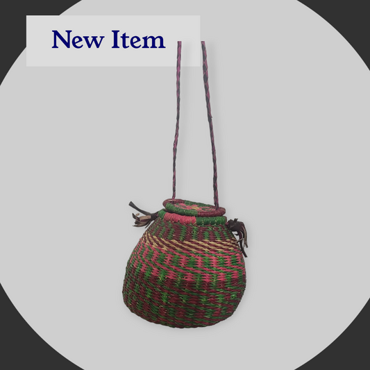 A Touch of Africa: Small Straw Bag from Ghana