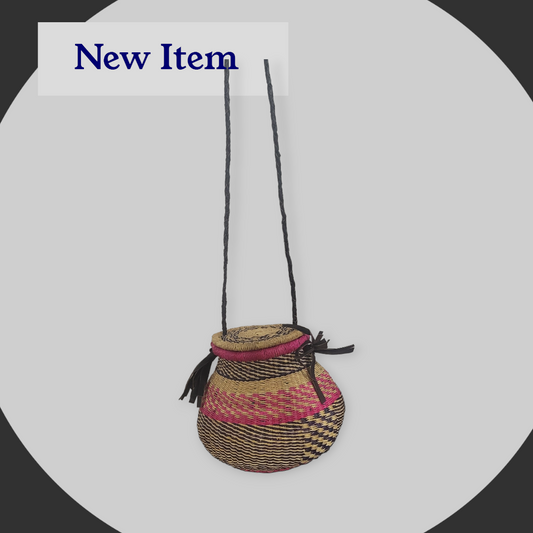 Crafted in Ghana: Small Straw bag  with Elegance
