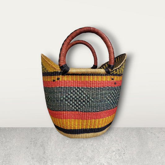 Chic Carry-All: Large Straw bags