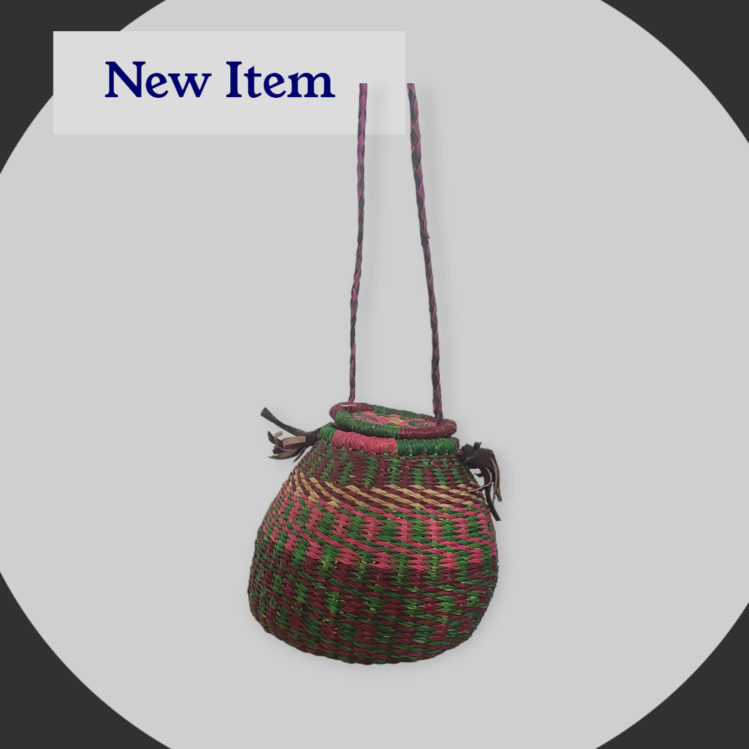 A Touch of Africa: Small Straw Bag from Ghana